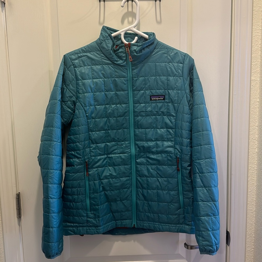 like new light weight Patagonia puffer